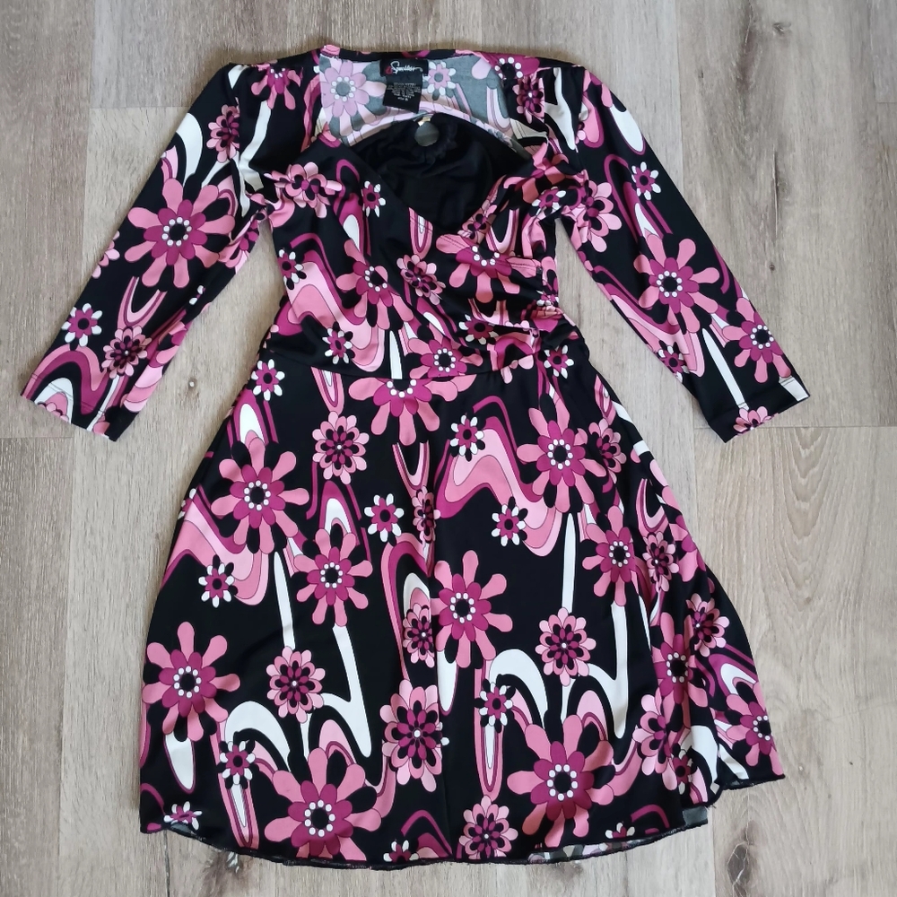Speechless Sz8 (Runs Small) Floral Pink and Black Dress